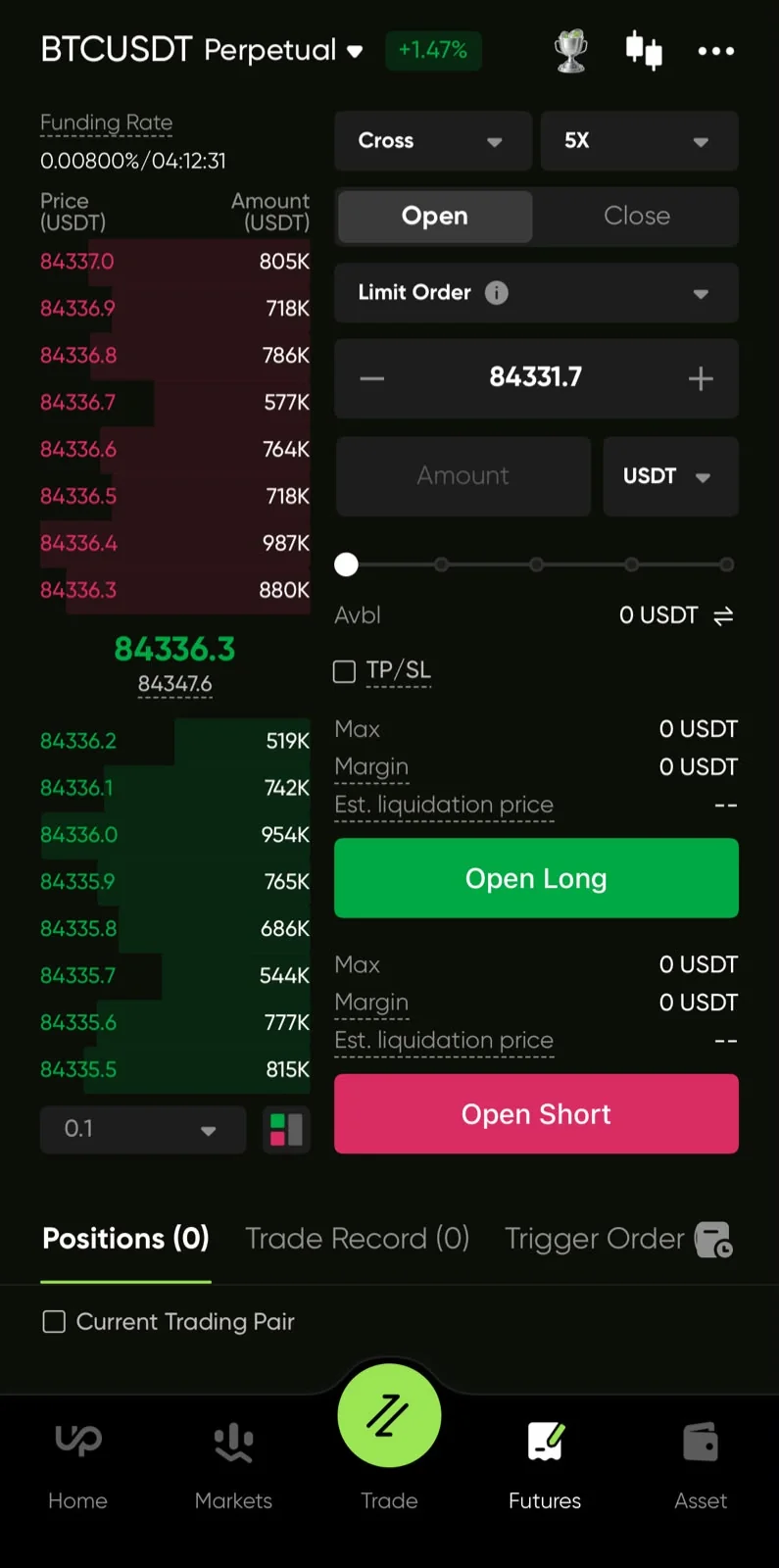 CoinUp mobile app futures trading screen showing contract selection, leverage and the order panel